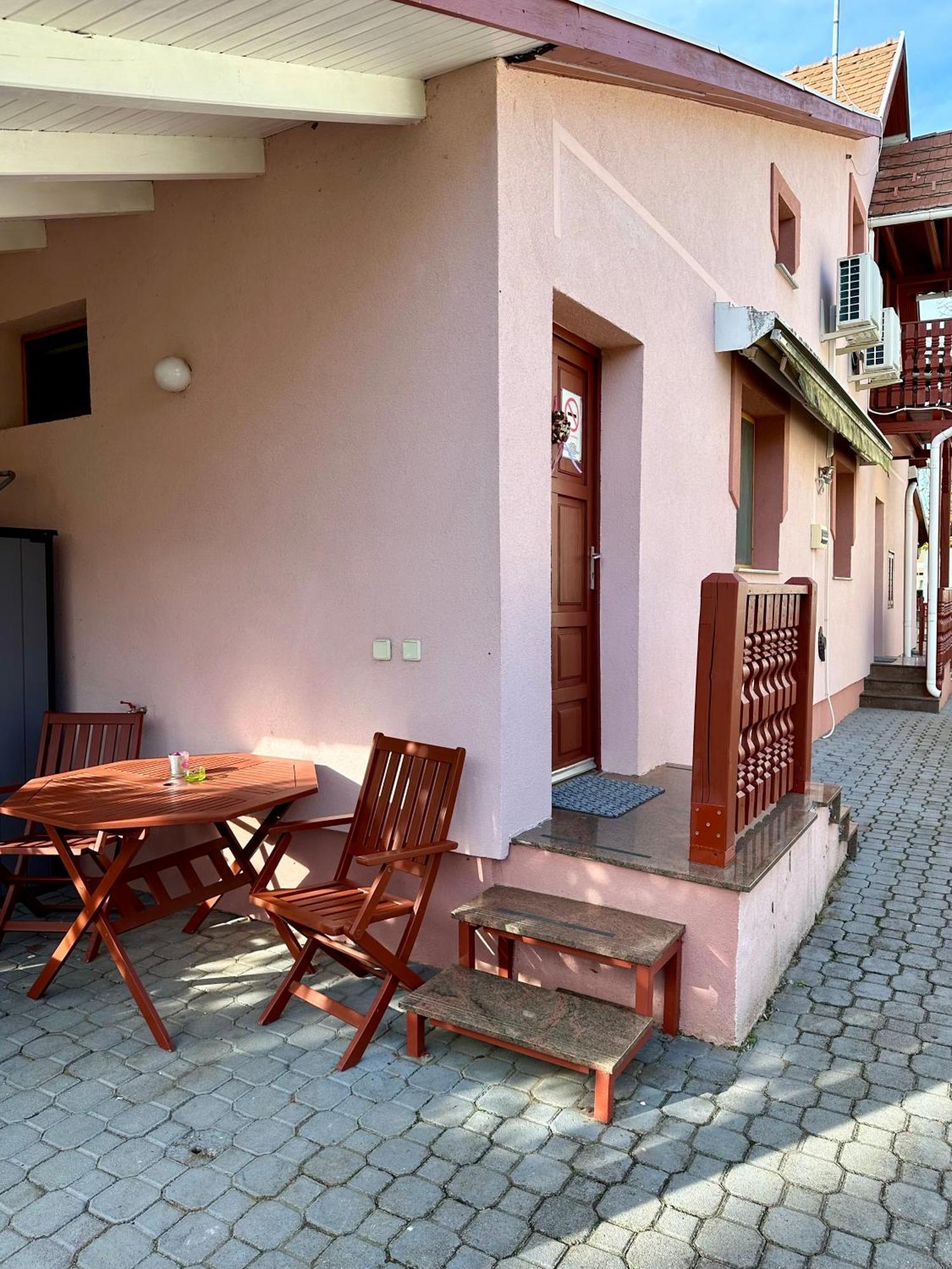 Andrea Apartman Bük Exteriör bild