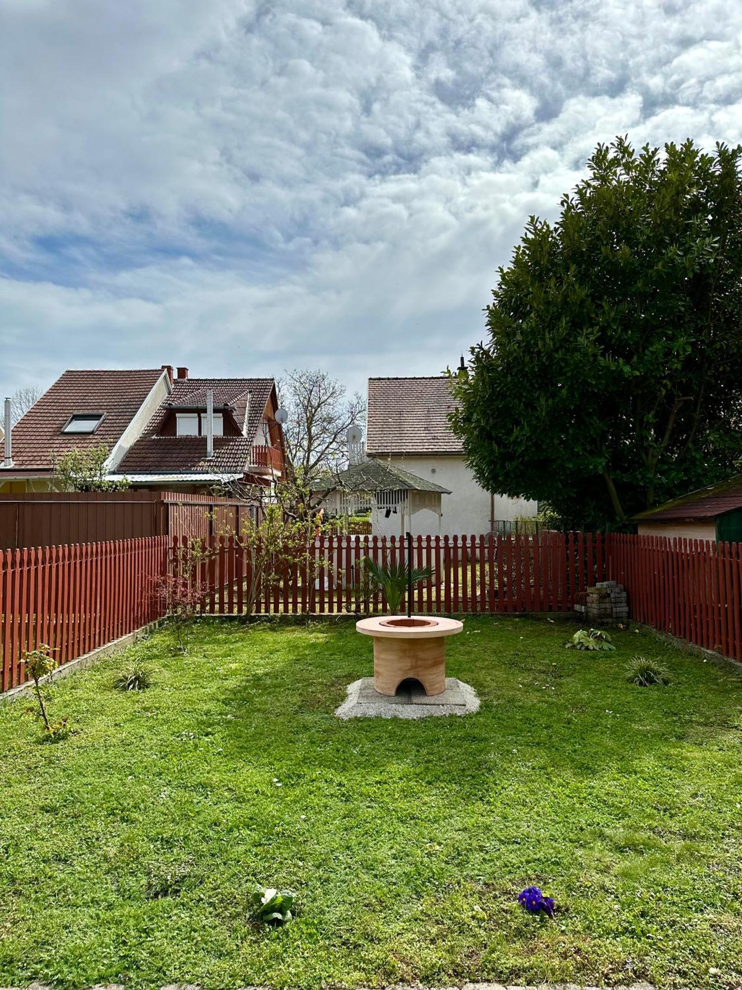 Andrea Apartman Bük Exteriör bild